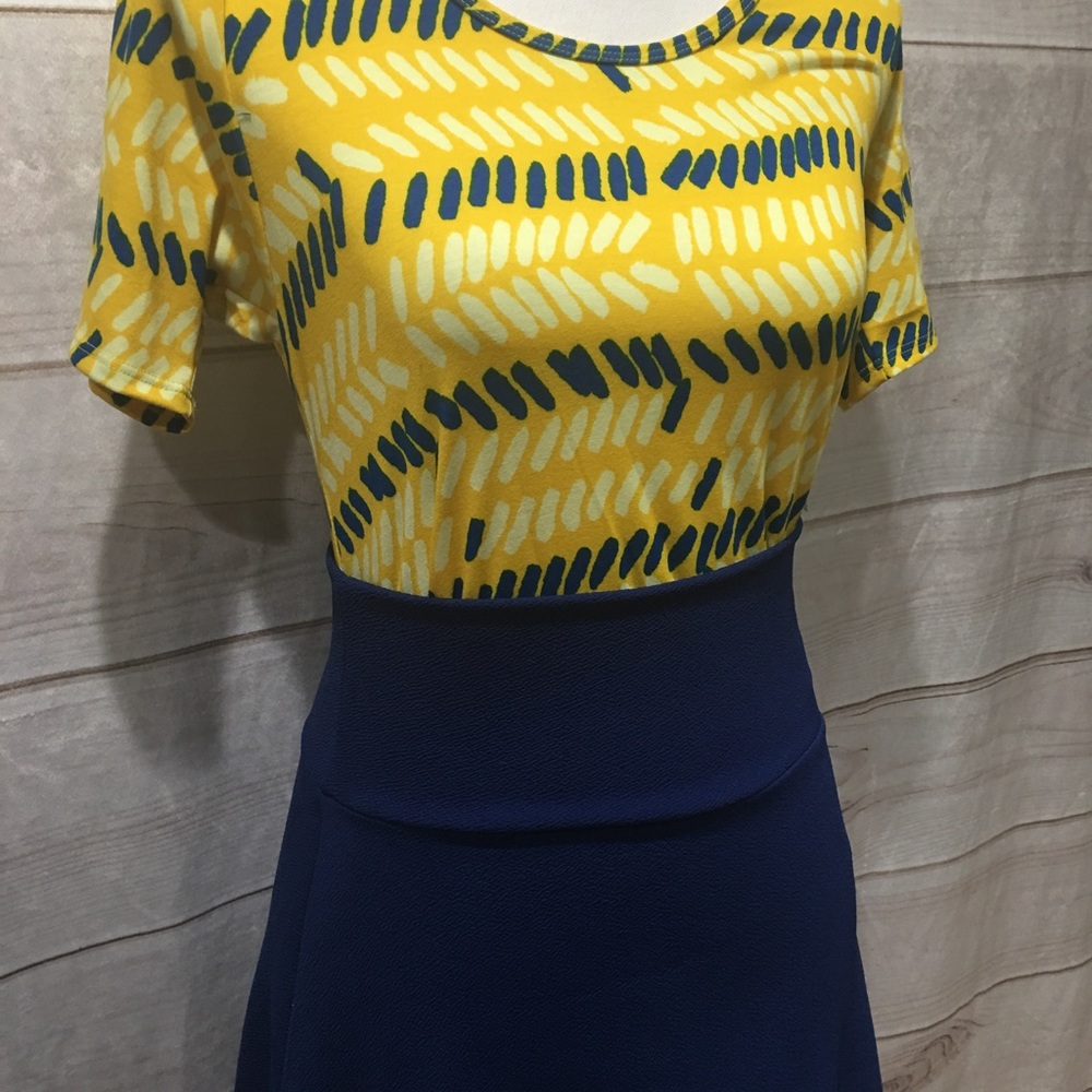 LuLaRoe - Picture 3 of 3